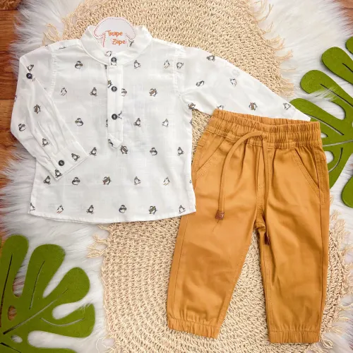 Conj. Camisa Manga Longa Pinguins e Calça em Sarja - Off White e Ferrugem