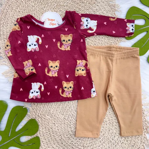  Conj. Blusa Manga Longa Gatinhas e Calça Legging - Bordo e Caramelo