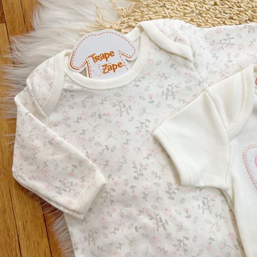 CONJ. DE MALHA 3 PEÇAS-Gatinha com Florzinha - Off White e Rosa