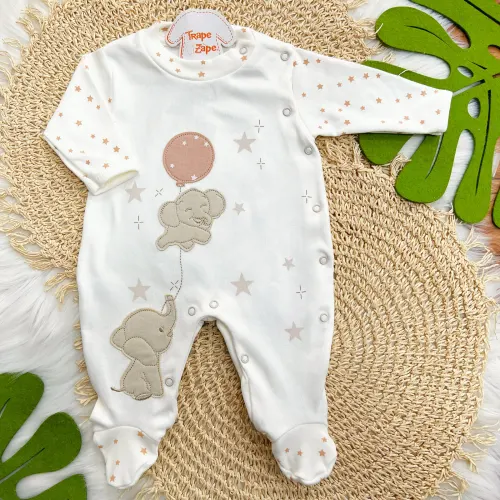 Macacão Malha Trape Zape - Elefantinhos e Estrelinhas - Off White e Bege