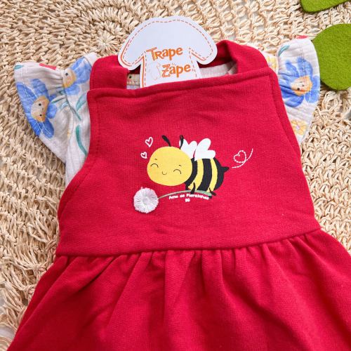Conj. Blusa Ribana Flores e Salopete Abelhinha - Areia e Vermelho