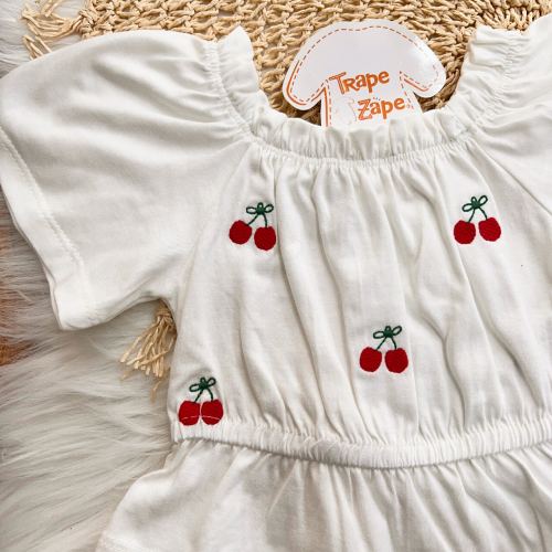   Conj. Batinha Cerejas e Short em Sarja - Off White e Jeans
