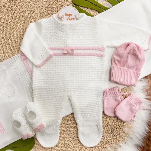 Saída Maternidade Maitê - Off White e Rosa