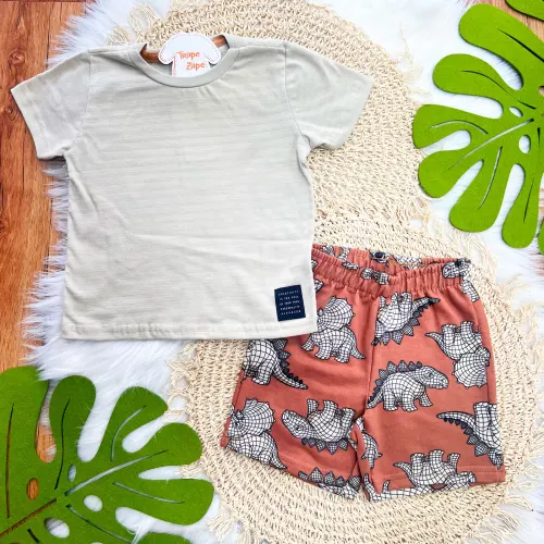 Conj. Camiseta e Bermuda Jurassic - Areia e Ferrugem