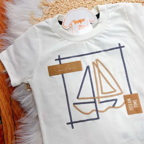  Conj. Camiseta Ocean Time e Bermuda - Off White e Marinho