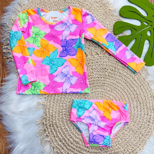 Linha Praia - Blusa Manga Longa e Calcinha Lacinhos com Proteção UV50+ - Rosa
