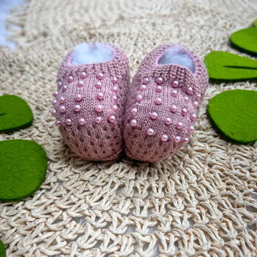 Sapatinho/Sapatilha de Linha Pérolas Rose