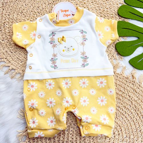 Macacão Curto Trape Zape - Picnic Day - Amarelo e Off White