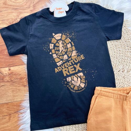 Conj. Camiseta Adventure Rex e Bermuda - Preto