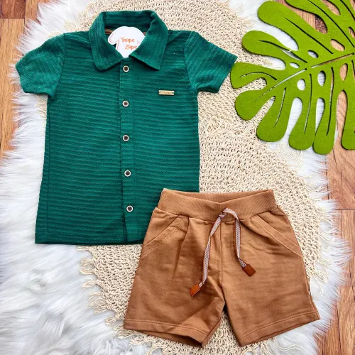 Camisa com Botões e Bermuda - Verde e Marrom