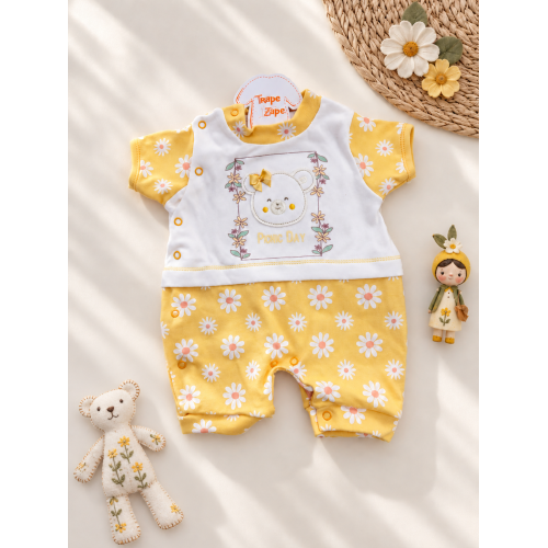 Macacão Curto Trape Zape - Picnic Day - Amarelo e Off White