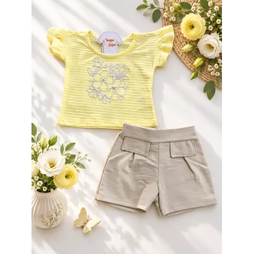 Conj. Blusa Flor Tropical Bordada e Short - Amarelo e Areia
