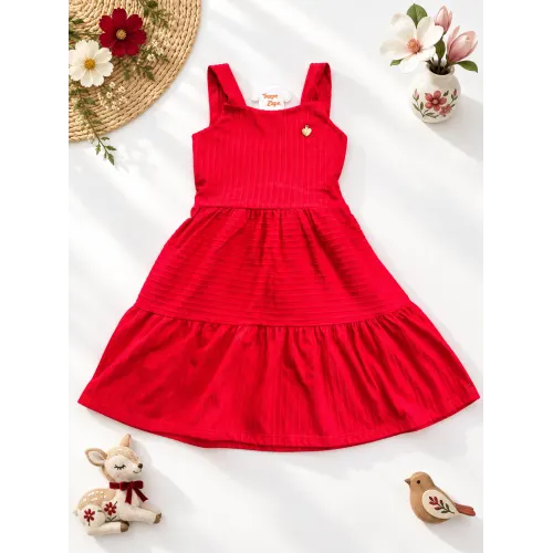  Vestido com Pingente de Coração e Detalhe nas Costas - Vermelho
